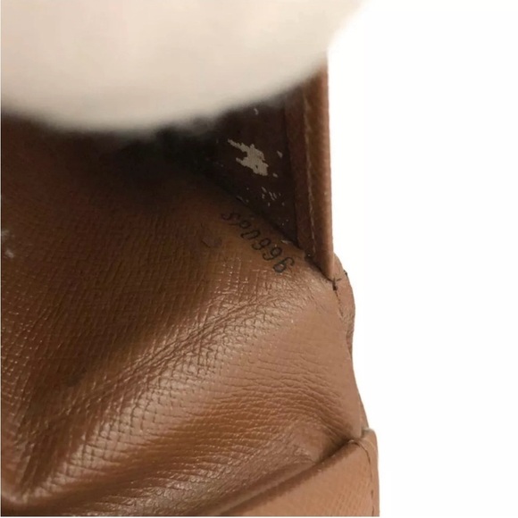 Louis Vuitton Monogram Trifold Wallet - Picture 6 of 7